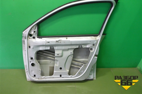 Дверь передняя правая для Renault Megane 2 с 2002-2009г