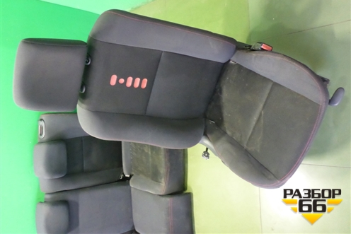 Сиденья комплект (с AIR BAG с подогревом) для Renault Megane 2 с 2002-2009г