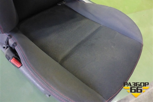 Сиденья комплект (с AIR BAG с подогревом) для Renault Megane 2 с 2002-2009г
