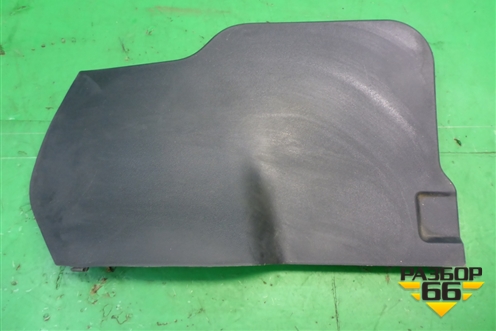 Накладка внутренняя (на консоль правая) (8200079025) для Renault Megane 2 с 2002-2009г