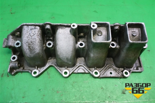 Коллектор впускной (нижняя часть 1.6л K4MC813) (8200242864) для Renault Megane 2 с 2002-2009г