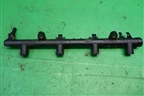 Рейка топливная рампа (1.6л K4MC813) (8200135504) для Renault Megane 2 с 2002-2009г