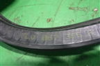 Уплотнитель двери передней левой (7L0867365A) для Volkswagen Touareg c 2002-2010г