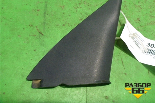 Накладка двери передней правой уголок (80292BN000) для Nissan Almera N16 с 2000-2006г