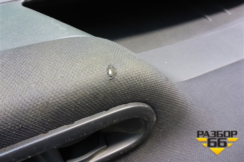 Обшивка двери задней правой под электрику (седан) (8200479620) для Renault Megane 2 с 2002-2009г