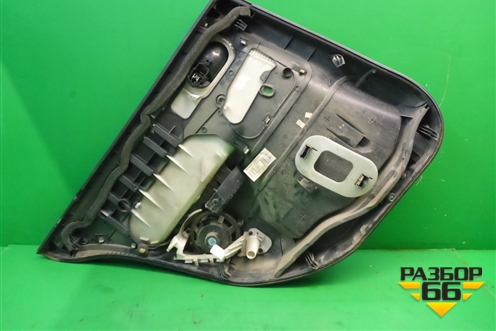 Обшивка двери задней правой под электрику (седан) (8200479620) для Renault Megane 2 с 2002-2009г
