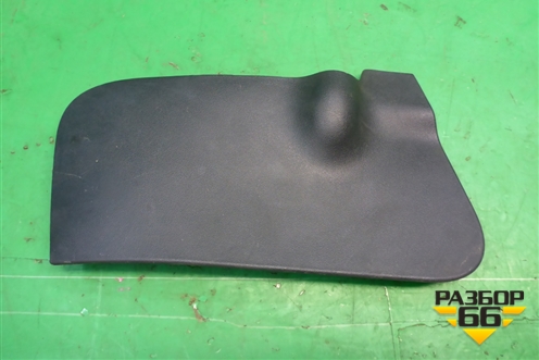 Накладка внутренняя (консоли правая) (8200079033) для Renault Megane 2 с 2002-2009г