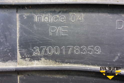Накладка внутренняя (на обшивка багажника левая) (3700178359) для Renault Megane 2 с 2002-2009г