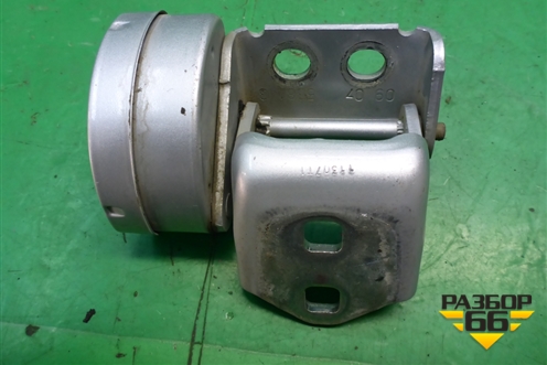 Петля двери задней правой нижняя для Renault Megane 2 с 2002-2009г