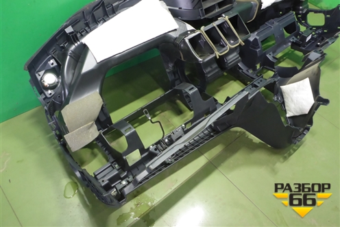 Торпедо под AIR BAG без AIR BAG (77400SWAA0) для Honda CR-V(RE) с 2006-2012г