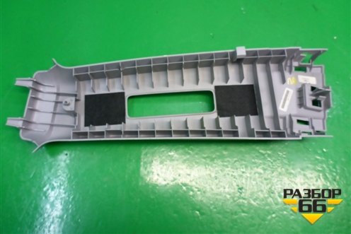 Обшивка стойки центральная верхняя правая (841111SWA0030) для Honda CR-V(RE) с 2006-2012г