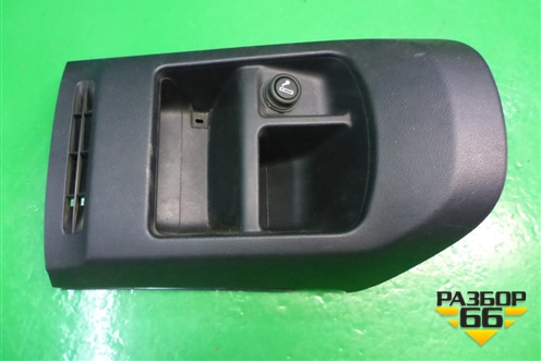 Накладка на торпедо (центральная нижняя) (77290SWAA01020) для Honda CR-V(RE) с 2006-2012г
