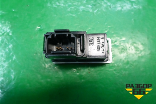 Кнопка аварийной сигнализации для Honda CR-V(RE) с 2006-2012г