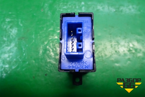 Кнопка обогрева сидений для Honda CR-V(RE) с 2006-2012г
