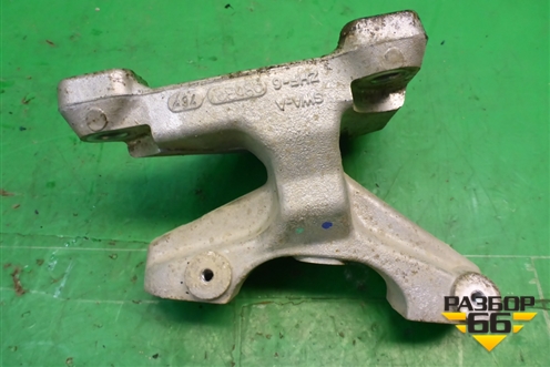 Кронштейн рулевой рейки (правый) для Honda CR-V(RE) с 2006-2012г