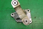 Кронштейн рулевой рейки (левый) для Honda CR-V(RE) с 2006-2012г