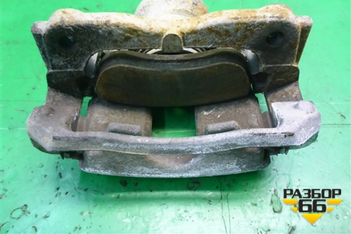 Суппорт передний правый для Honda CR-V(RE) с 2006-2012г