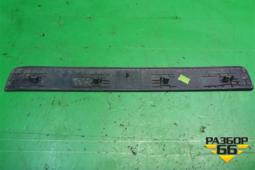 Накладка порога внутренняя переднего левого (в проём) (84252SWAAM1) для Honda CR-V(RE) с 2006-2012г