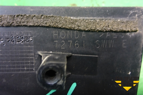 Накладка двери задней левой (уголок) (72761SWWE) для Honda CR-V(RE) с 2006-2012г