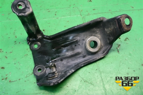 Кронштейн радиатора левый (основного) (74176SWA000) для Honda CR-V(RE) с 2006-2012г