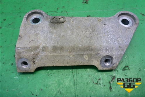 Кронштейн компрессора кондиционера (2.4л K24Z4) для Honda CR-V(RE) с 2006-2012г