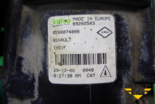 Фара противотуманная (8200074008) для Renault Megane 2 с 2002-2009г