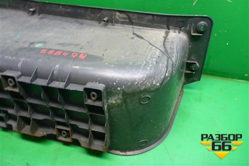 Накладка подножки правой (500312441) для Iveco Daily с 2006-2011г