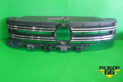 Решетка радиатора (5N0853653E) для Volkswagen Tiguan с 2011-2016г