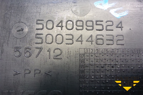 Накладка стойки правая (504099524) для Iveco Daily с 2006-2011г