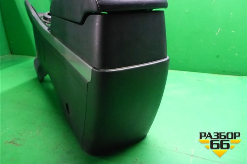 Подлокотник (EG2764341) для Mazda CX 7 с 2006-2012г