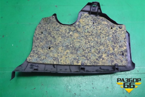 Накладка на торпедо (правая под бардачком) (EG2164520) для Mazda CX 7 с 2006-2012г