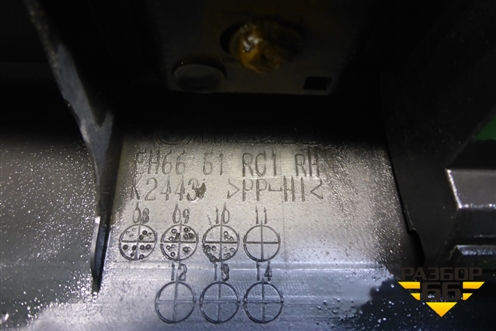 Накладка двери задней правой (EH6651RC1) для Mazda CX 7 с 2006-2012г