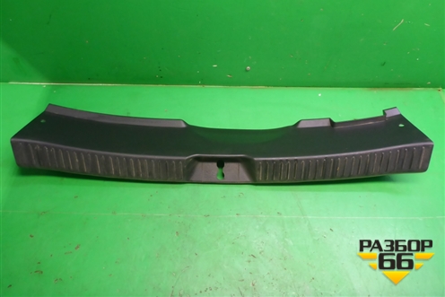 Обшивка багажника на заднюю панель (EH446889X) для Mazda CX 7 с 2006-2012г