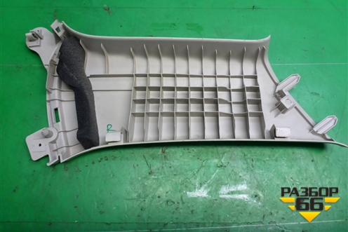 Обшивка стойки задняя верхняя правая (передняя) (EG2168251) для Mazda CX 7 с 2006-2012г