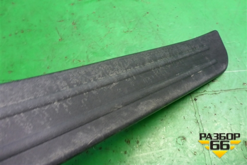 Накладка порога внутренняя переднего левого (в проём) (EG21687F0) для Mazda CX 7 с 2006-2012г