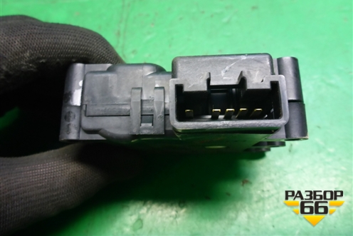 Моторчик заслонки отопителя для Mazda CX 7 с 2006-2012г