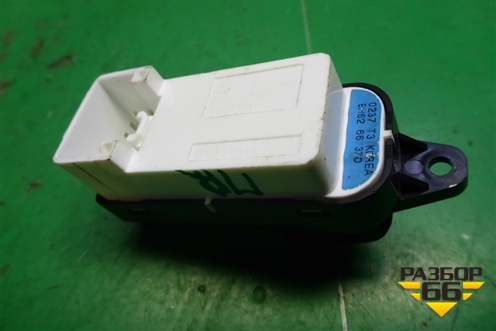 Кнопка стеклоподъёмника (EH6266370) для Mazda CX 7 с 2006-2012г