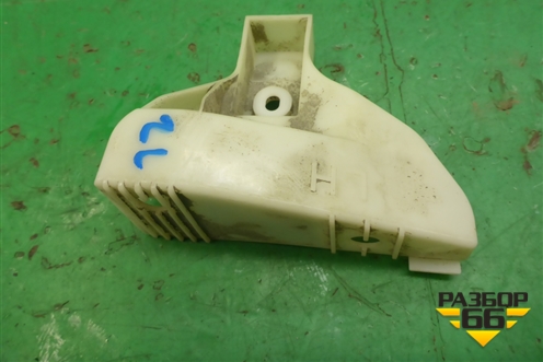 Кронштейн заднего бампера левый (под фонарь) (EG2150331) для Mazda CX 7 с 2006-2012г