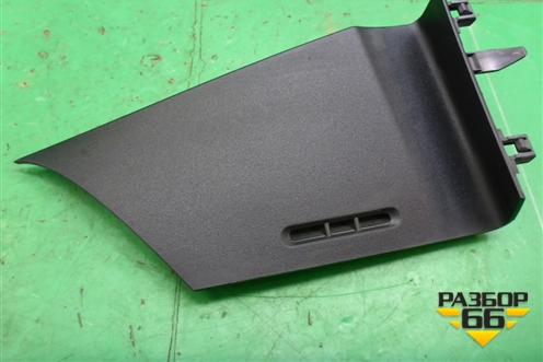 Накладка на торпедо (боковая верхняя правая) (EG2168169) для Mazda CX 7 с 2006-2012г