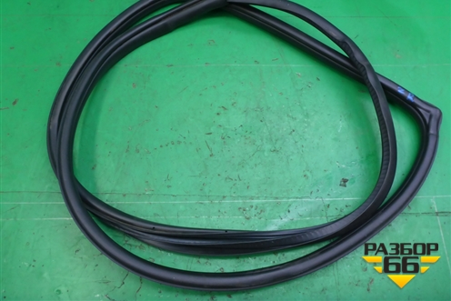Уплотнитель двери задней правой для Mazda CX 7 с 2006-2012г