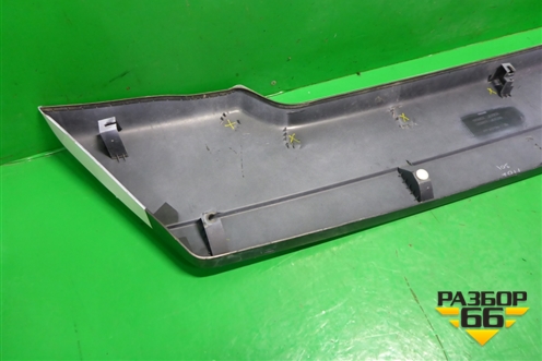 Накладка двери багажника (90901JU00A) для Nissan X-Trail (Т31) с 2007-2014г
