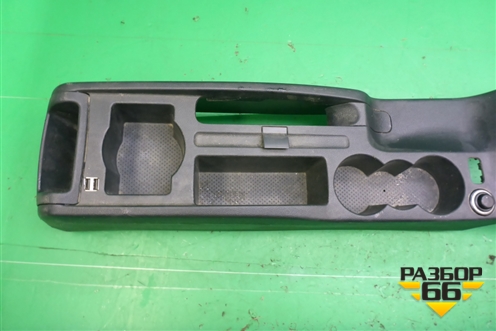 Консоль (1Z1863242) для Skoda Octavia (А5) с 2004-2013г