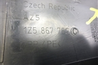 Держатель задней полки правый (1Z5867762C) для Skoda Octavia (А5) с 2004-2013г