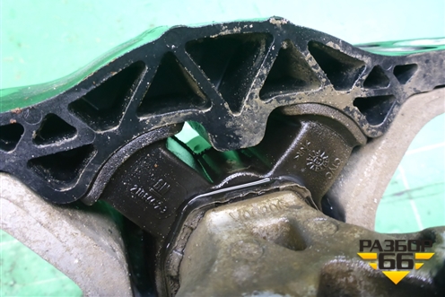 Опора КПП левая (1.6л F16D3 МКПП) (13248551) для Chevrolet Cruze c 2009-2015г