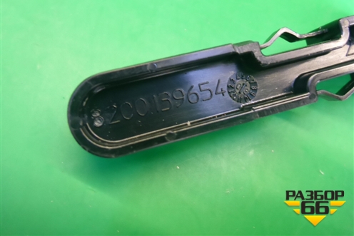 Кронштейн радиатора (8200139654) для Renault Megane 2 с 2002-2009г