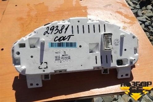 Щиток приборов МКПП для Mitsubishi Colt с 2004г