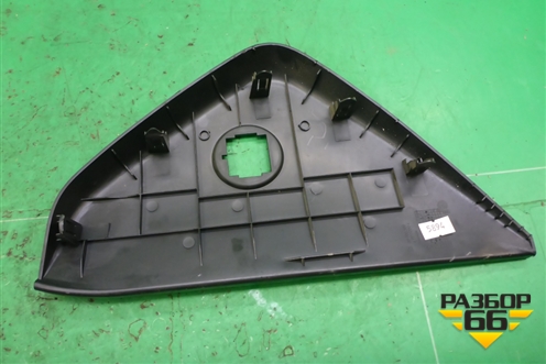 Накладка на торпедо (боковая правая) (96985589) для Chevrolet Cruze c 2009-2015г