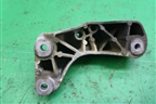 Кронштейн КПП левый (1.6л F16D3 МКПП) (13248573) для Chevrolet Cruze c 2009-2015г