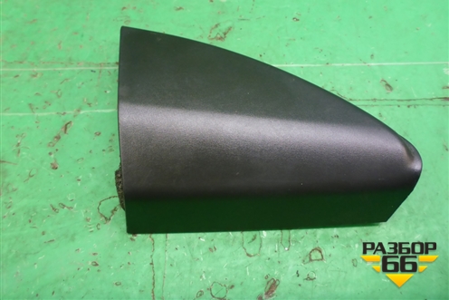 Накладка двери передней правой уголок (96984324) для Chevrolet Cruze c 2009-2015г
