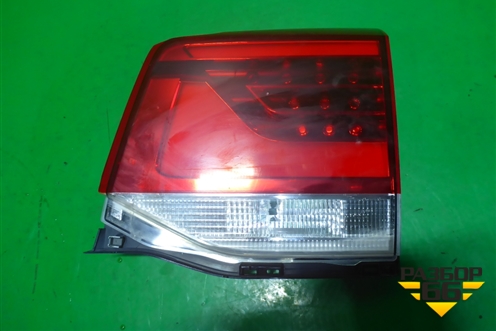 Фонарь задний внутренний правый (после 2015г) (8158160360) для Toyota Land Cruiser (200) с 2008г